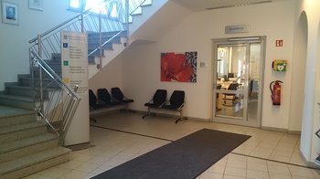 Das Foyer im Rathaus mit Eingang zu den Bürgerdiensten.