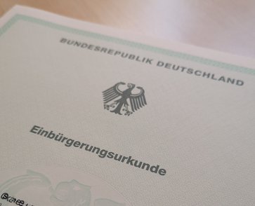 Einbürgerungsurkunde